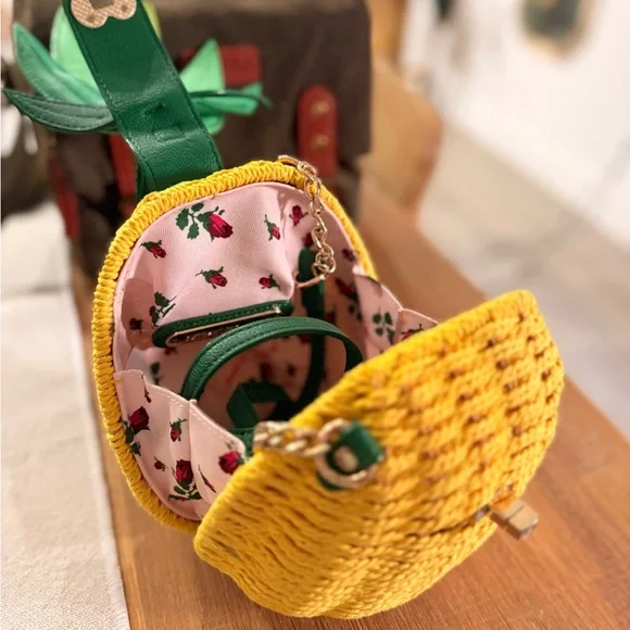 Betsey Johnson Pineapple Woven Crossbody Bag with wrist strap - Picture 6 of 9